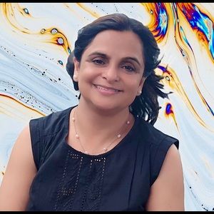 Meet your Posher, Amita